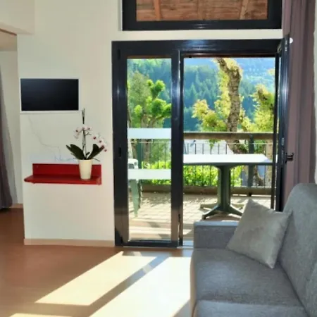 Maison 3 Etoiles - Piscine - Eeeggg * Meyrueis